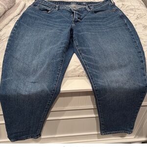 Old navy curvy straight leg